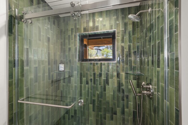 Colorado Escape Near Red Rocks & Denver - Evergreen, United States