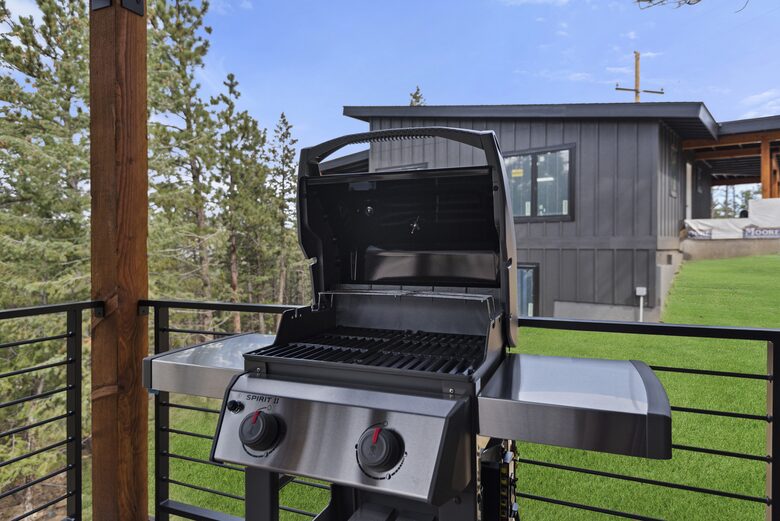 Colorado Escape Near Red Rocks & Denver - Evergreen, United States