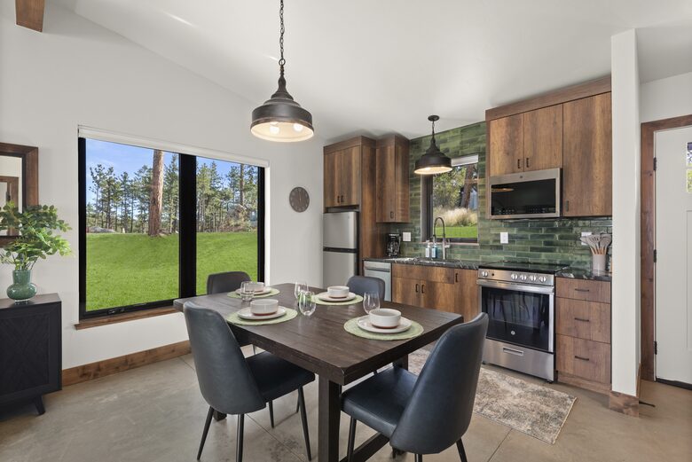 Colorado Escape Near Red Rocks & Denver - Evergreen, United States