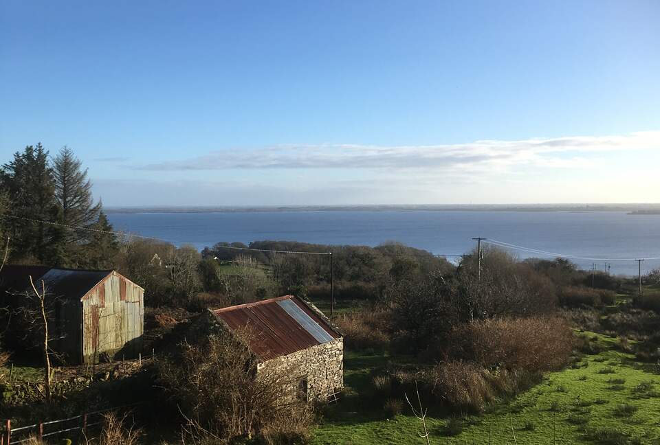 Country Home with Uninterrupted Lake Views - Tourmakeady, Ireland