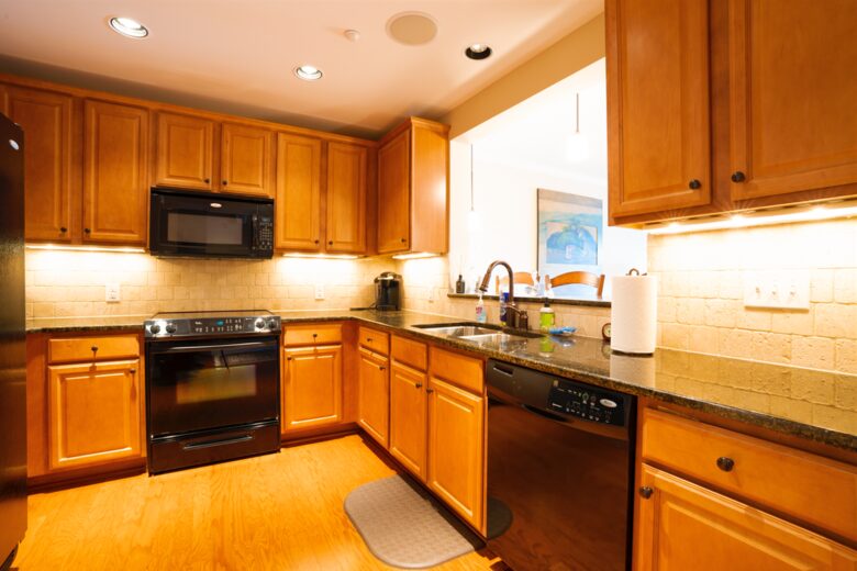 Lakefront Luxury at Smith Mountain Lake with Balcony Views - Moneta, Virginia