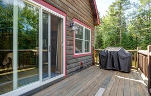 Classic Maine Chalet Near Sunday River with Firepit and Bonus Living Space - Bethel, Maine