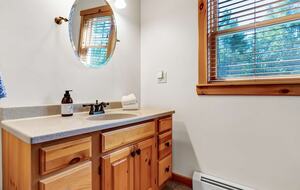 Classic Maine Chalet Near Sunday River with Firepit and Bonus Living Space - Bethel, Maine