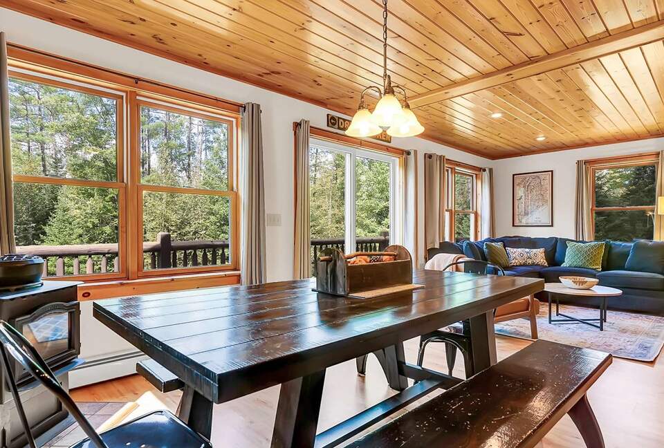 Classic Maine Chalet Near Sunday River with Firepit and Bonus Living Space - Bethel, Maine