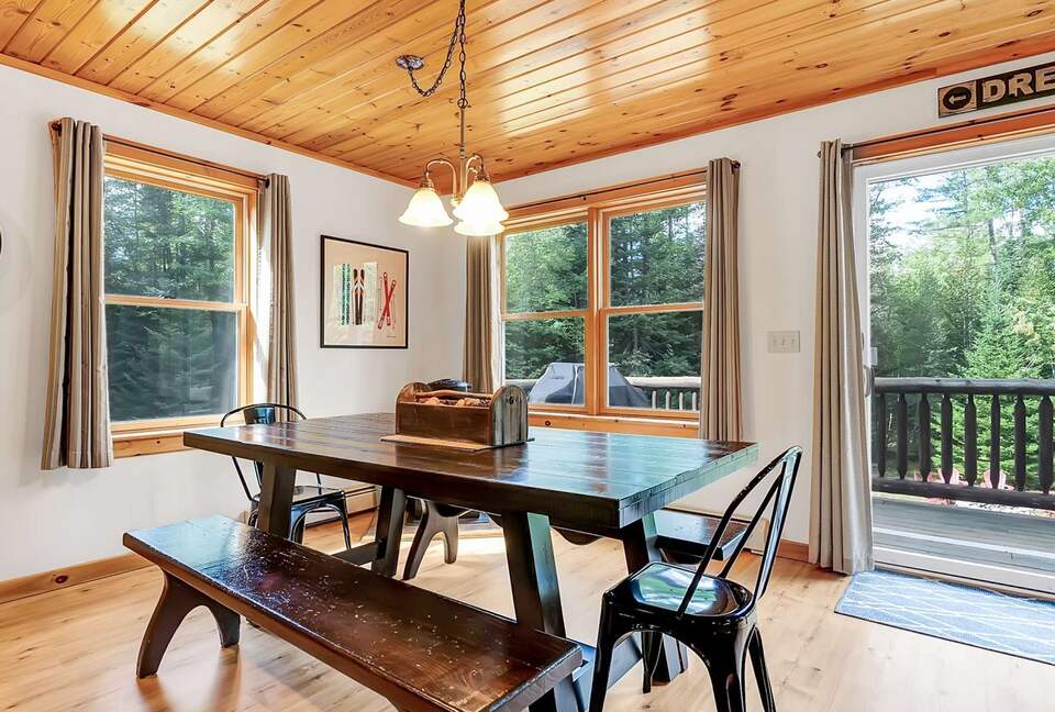 Classic Maine Chalet Near Sunday River with Firepit and Bonus Living Space - Bethel, Maine