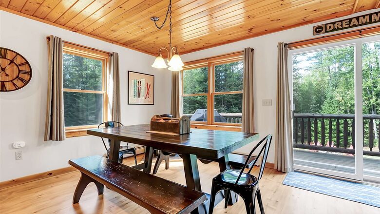 Classic Maine Chalet Near Sunday River with Firepit and Bonus Living Space - Bethel, Maine