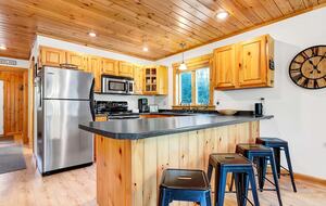 Classic Maine Chalet Near Sunday River with Firepit and Bonus Living Space - Bethel, Maine