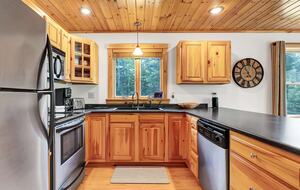 Classic Maine Chalet Near Sunday River with Firepit and Bonus Living Space - Bethel, Maine
