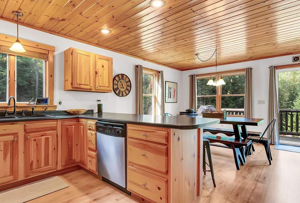 Classic Maine Chalet Near Sunday River with Firepit and Bonus Living Space - Bethel, Maine