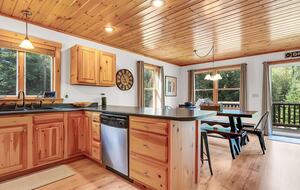 Classic Maine Chalet Near Sunday River with Firepit and Bonus Living Space - Bethel, Maine