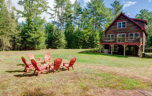 Classic Maine Chalet Near Sunday River with Firepit and Bonus Living Space - Bethel, Maine