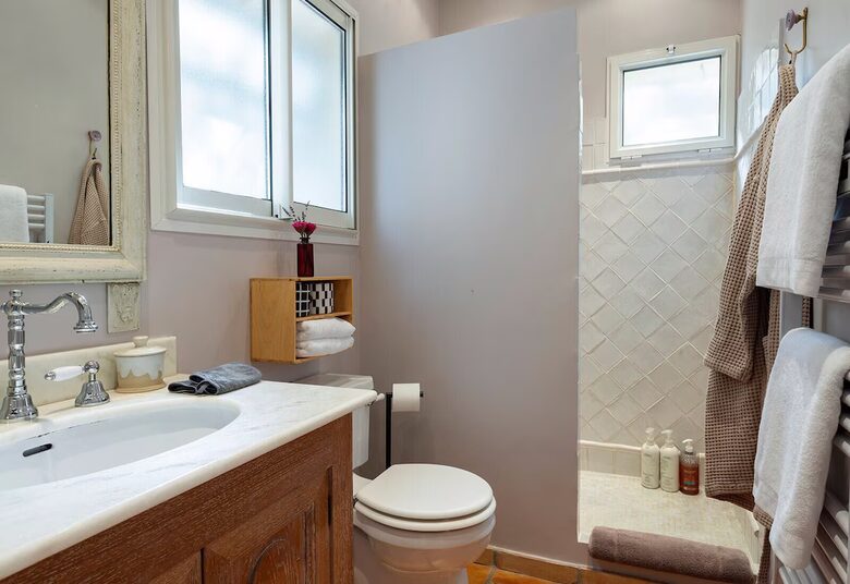 A Provençal Culinary & Historical Haven - Châteauneuf-Grasse, France