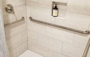 Single Level Historic District Retreat Walkable to Newcastle Dining - Newcastle, Maine