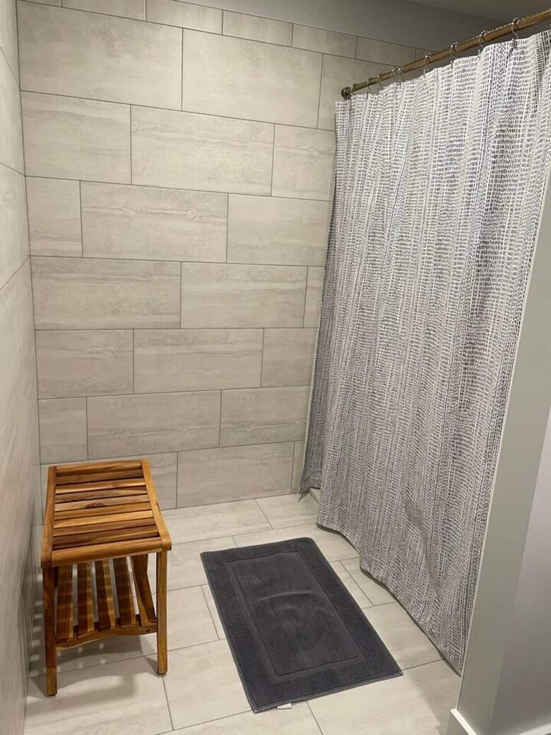 Single Level Historic District Retreat Walkable to Newcastle Dining - Newcastle, Maine