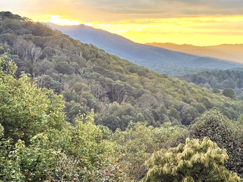 Private All-Season Views of Grandfather, Seven Devils