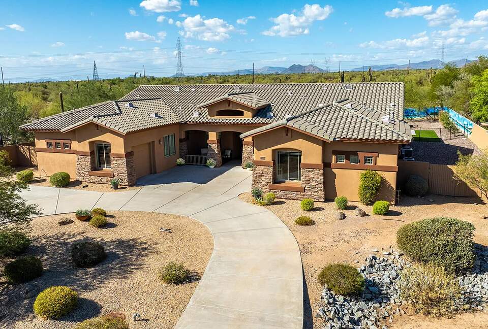 Luxury North Scottsdale Retreat in Gated Community - Scottsdale, Arizona