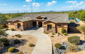 Luxury North Scottsdale Retreat in Gated Community - Scottsdale, Arizona