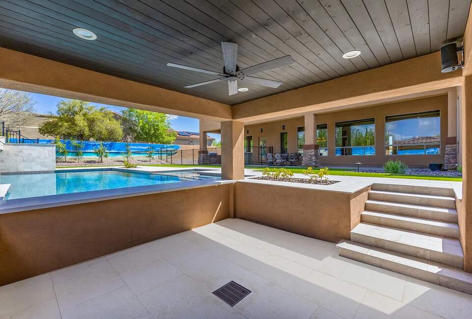 Luxury North Scottsdale Retreat in Gated Community - Scottsdale, Arizona