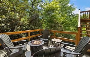 Upscale Mountain Cottage Near Downtown Blowing Rock - Blowing Rock, North Carolina