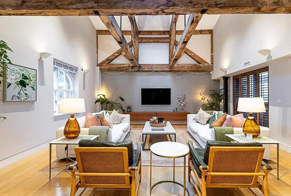 London Historic Southwark Residence - London, United Kingdom