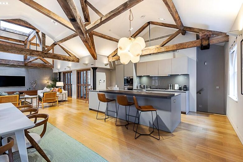 London Historic Southwark Residence - London, United Kingdom