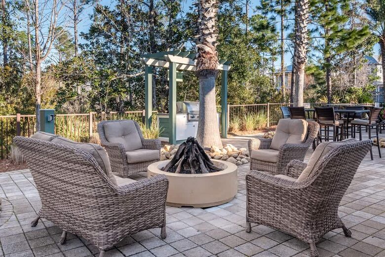 NatureWalk Coastal Retreat Near 30A Beaches - Santa Rosa Beach, Florida