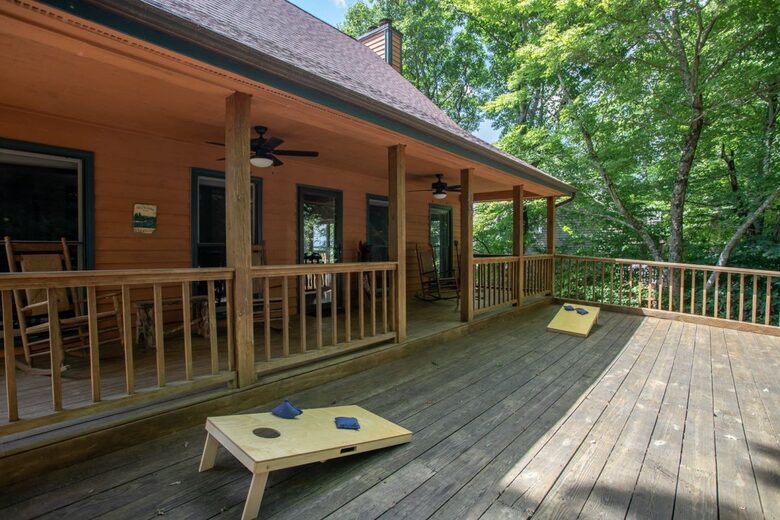 Upscale Mountain Cottage Near Downtown Blowing Rock - Blowing Rock, North Carolina
