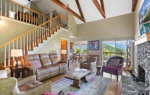 Upscale Mountain Cottage Near Downtown Blowing Rock - Blowing Rock, North Carolina