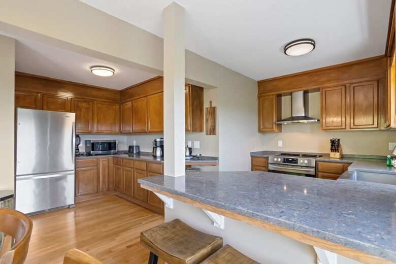 Upscale Mountain Cottage Near Downtown Blowing Rock - Blowing Rock, North Carolina