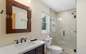 Upscale Mountain Cottage Near Downtown Blowing Rock - Blowing Rock, North Carolina