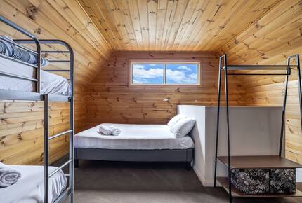 Elevated George’s Bay Waterfront with Gentle Beach Access - Akaroa, Australia