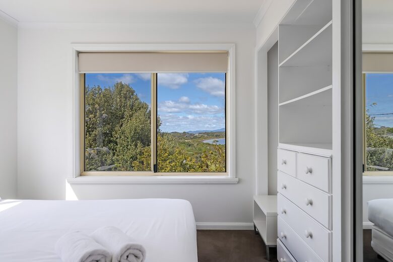 Elevated George’s Bay Waterfront with Gentle Beach Access - Akaroa, Australia