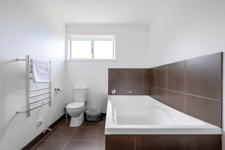 Elevated George’s Bay Waterfront with Gentle Beach Access - Akaroa, Australia