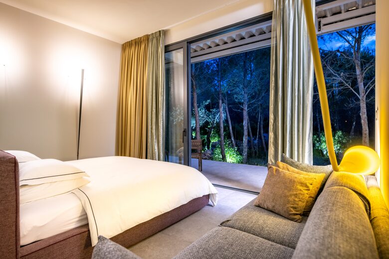 Nid Caché - Glass Tree House with private beach - Vrboska, Croatia