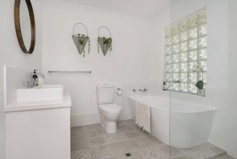 Wraparound Verandah Living at a Quindalup Home near Wineries - Quindalup, Australia