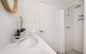 Wraparound Verandah Living at a Quindalup Home near Wineries - Quindalup, Australia