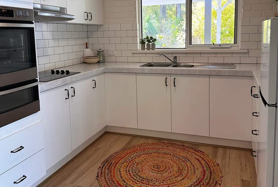 Wraparound Verandah Living at a Quindalup Home near Wineries - Quindalup, Australia