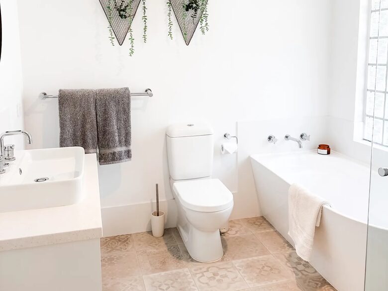 Wraparound Verandah Living at a Quindalup Home near Wineries - Quindalup, Australia