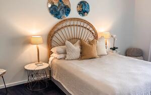 Wraparound Verandah Living at a Quindalup Home near Wineries - Quindalup, Australia