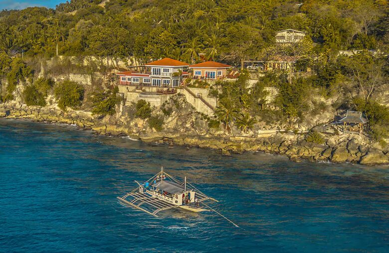 Oceanfront Cliff Villa Overlooking Sumilon Island - Oslob, Philippines