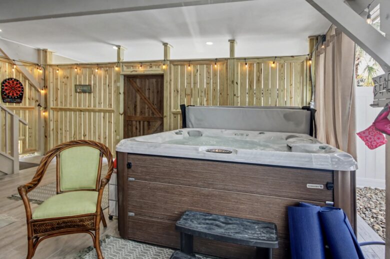 Palm Estate Retreat Steps from Surfside Shore - Surfside Beach, South Carolina