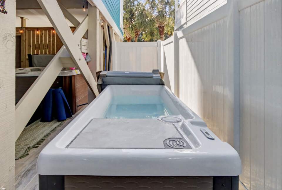 Palm Estate Retreat Steps from Surfside Shore - Surfside Beach, South Carolina