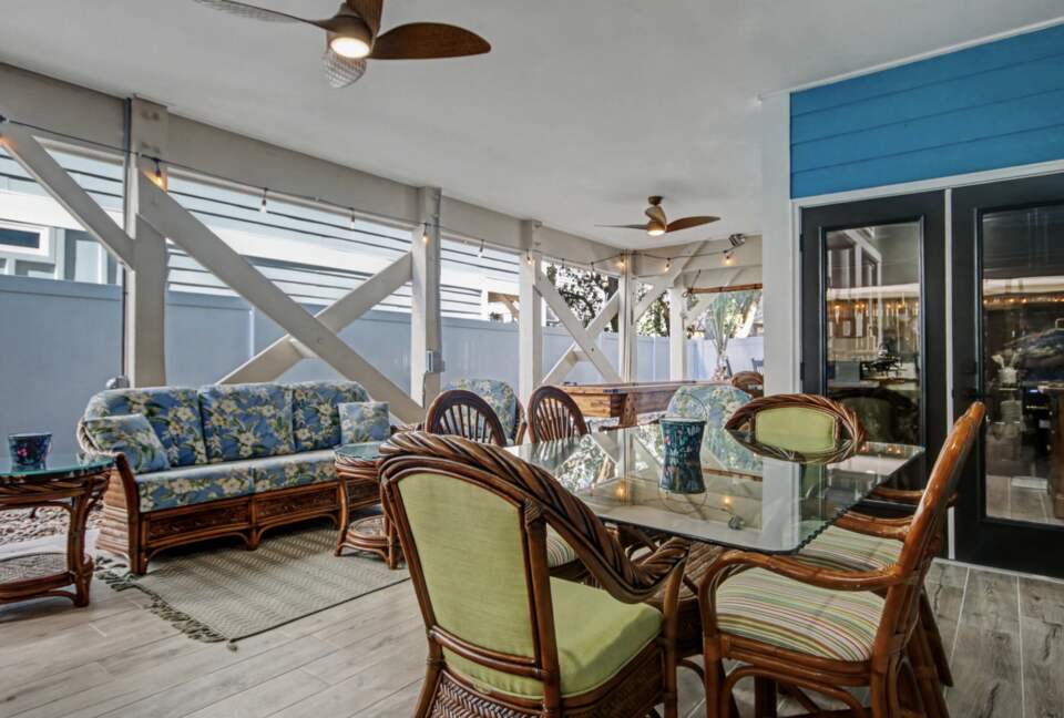 Palm Estate Retreat Steps from Surfside Shore - Surfside Beach, South Carolina