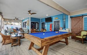 Palm Estate Retreat Steps from Surfside Shore - Surfside Beach, South Carolina