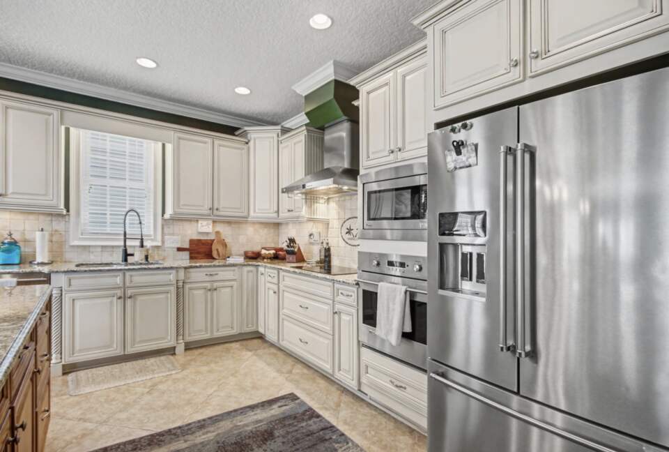 Palm Estate Retreat Steps from Surfside Shore - Surfside Beach, South Carolina