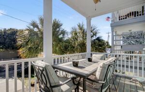 Palm Estate Retreat Steps from Surfside Shore - Surfside Beach, South Carolina