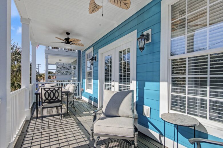 Palm Estate Retreat Steps from Surfside Shore - Surfside Beach, South Carolina