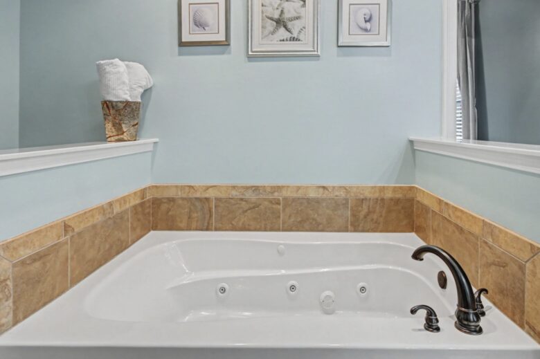 Palm Estate Retreat Steps from Surfside Shore - Surfside Beach, South Carolina