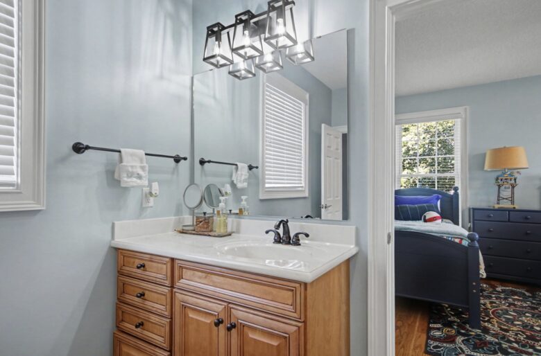 Palm Estate Retreat Steps from Surfside Shore - Surfside Beach, South Carolina