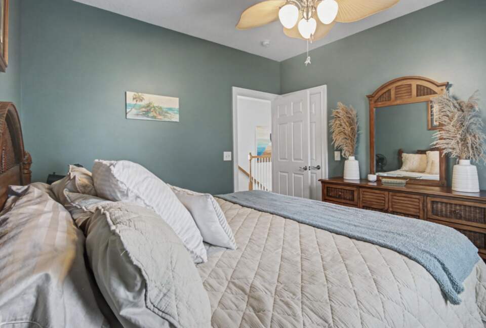 Palm Estate Retreat Steps from Surfside Shore - Surfside Beach, South Carolina